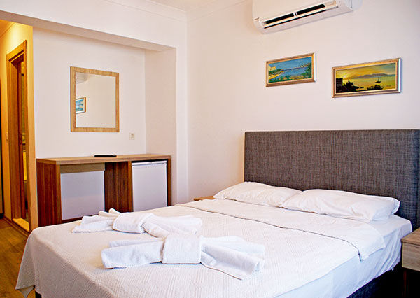 Gülhan Apart Otel 4 Kişilik Oda