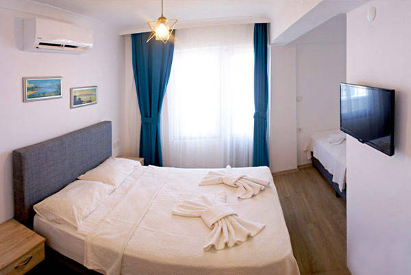 Gülhan Apart Otel 3 Kişilik Oda